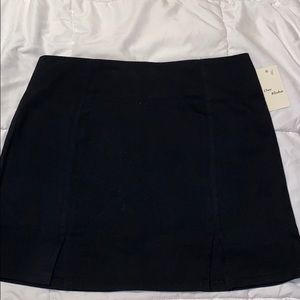 Black skirt NWT